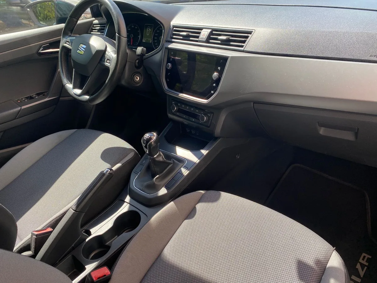 SEAT IBIZA 2018 usado à venda — foto 6