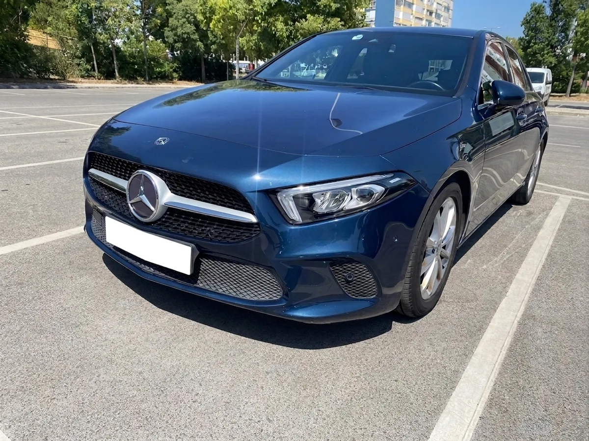 Mercedes Class A Azul 2019 usado à venda — foto 4