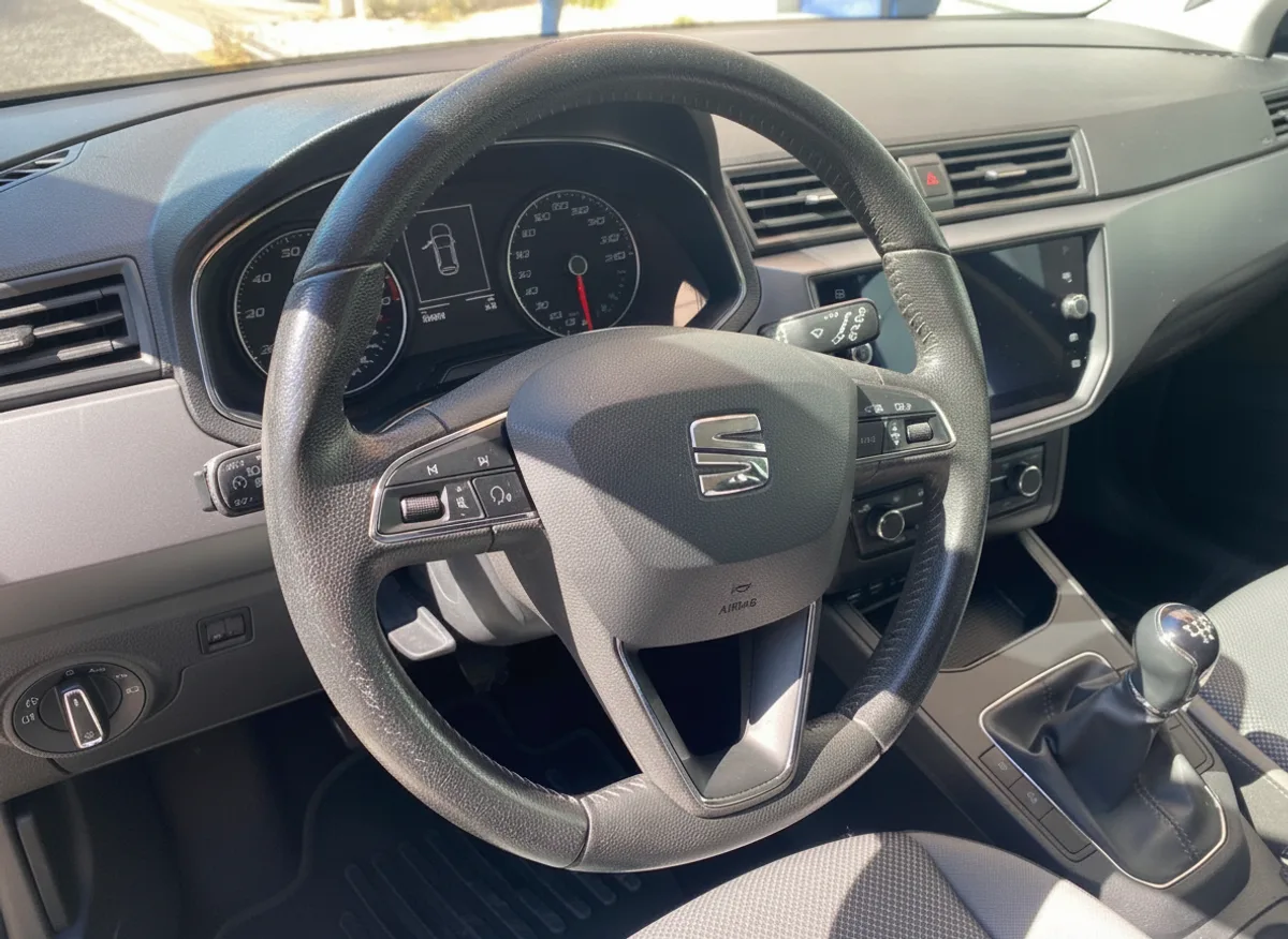 SEAT IBIZA 2018 usado à venda — foto 8