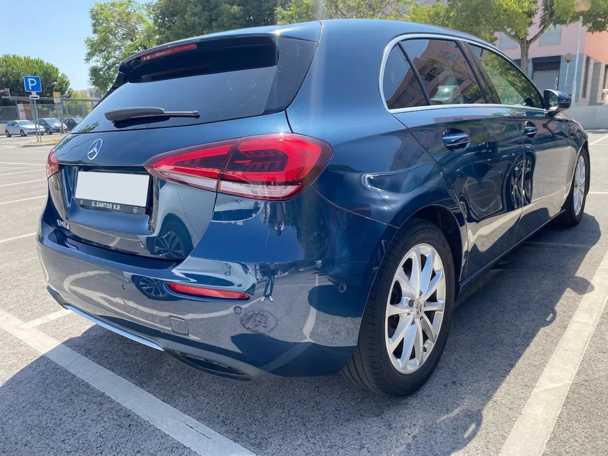 Mercedes Class A Azul 2019 usado à venda — foto 3